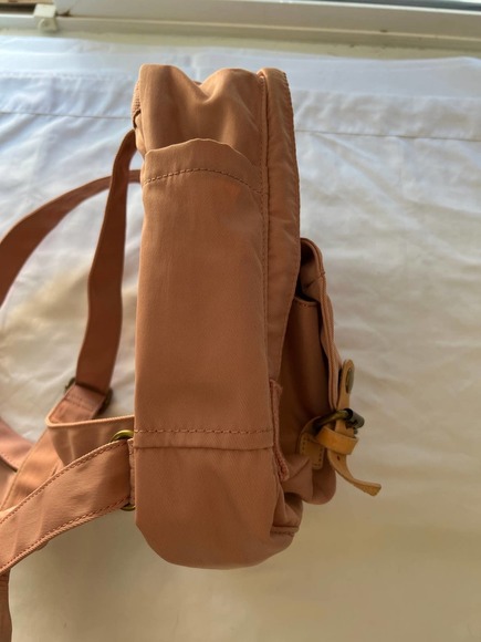 Doughnut Outdoor Adventure Backpack Blush - Picture 4 of 8